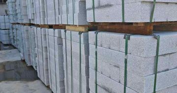 宿州芝麻白路牙石，路侧石